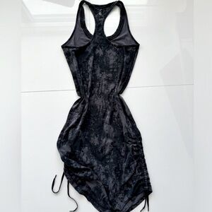 Lululemon It's A Cinch Dress 4 Sleeveless Racer back dress